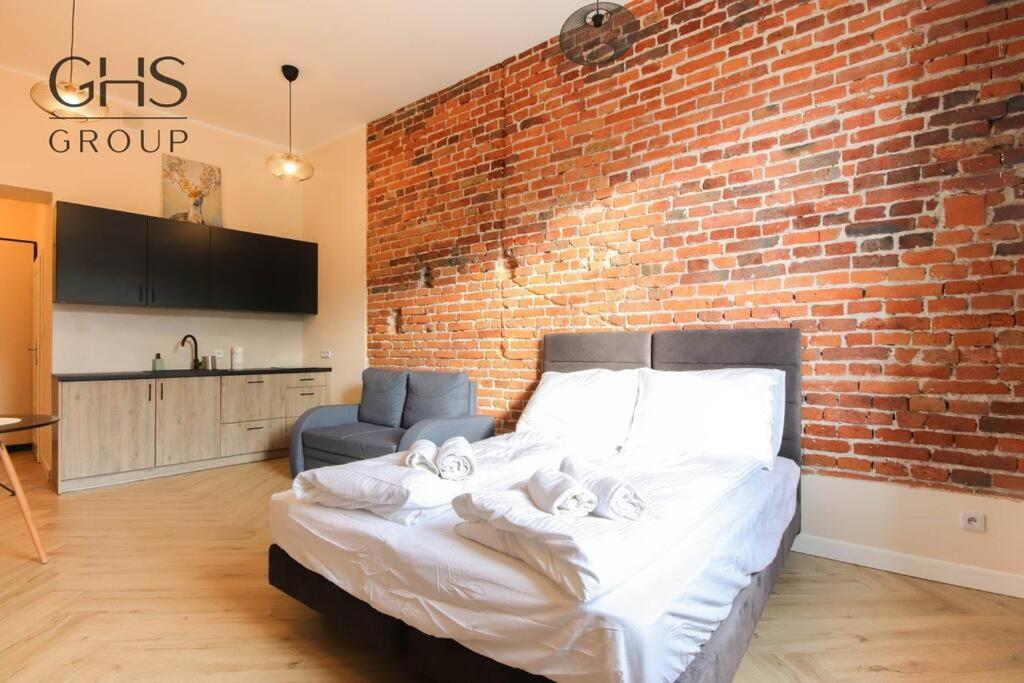 Apartament W Zabytkowej Kamienicy, Strzelecka 19 Красков Екстериор снимка