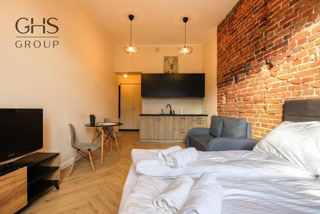 Apartament W Zabytkowej Kamienicy, Strzelecka 19 Красков Екстериор снимка